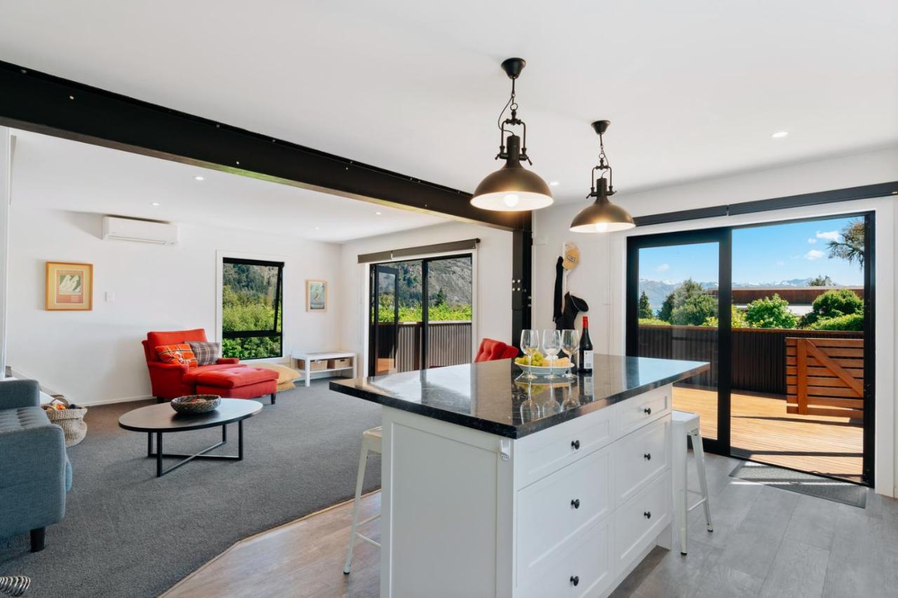 Views On Parry - Lake Hawea Holiday Home المظهر الخارجي الصورة